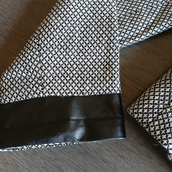 Newman Marcus 100% Wool leather trim jacket NWOT size 6 - Picture 2 of 8